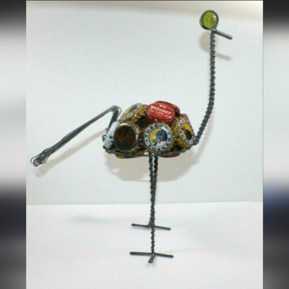 BOTTLE CAP BIRD SCULPTURE FOLK ART - Picture 3 of 6